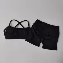 Seamless Fitness Set: Butt-Lifting Top and Shorts